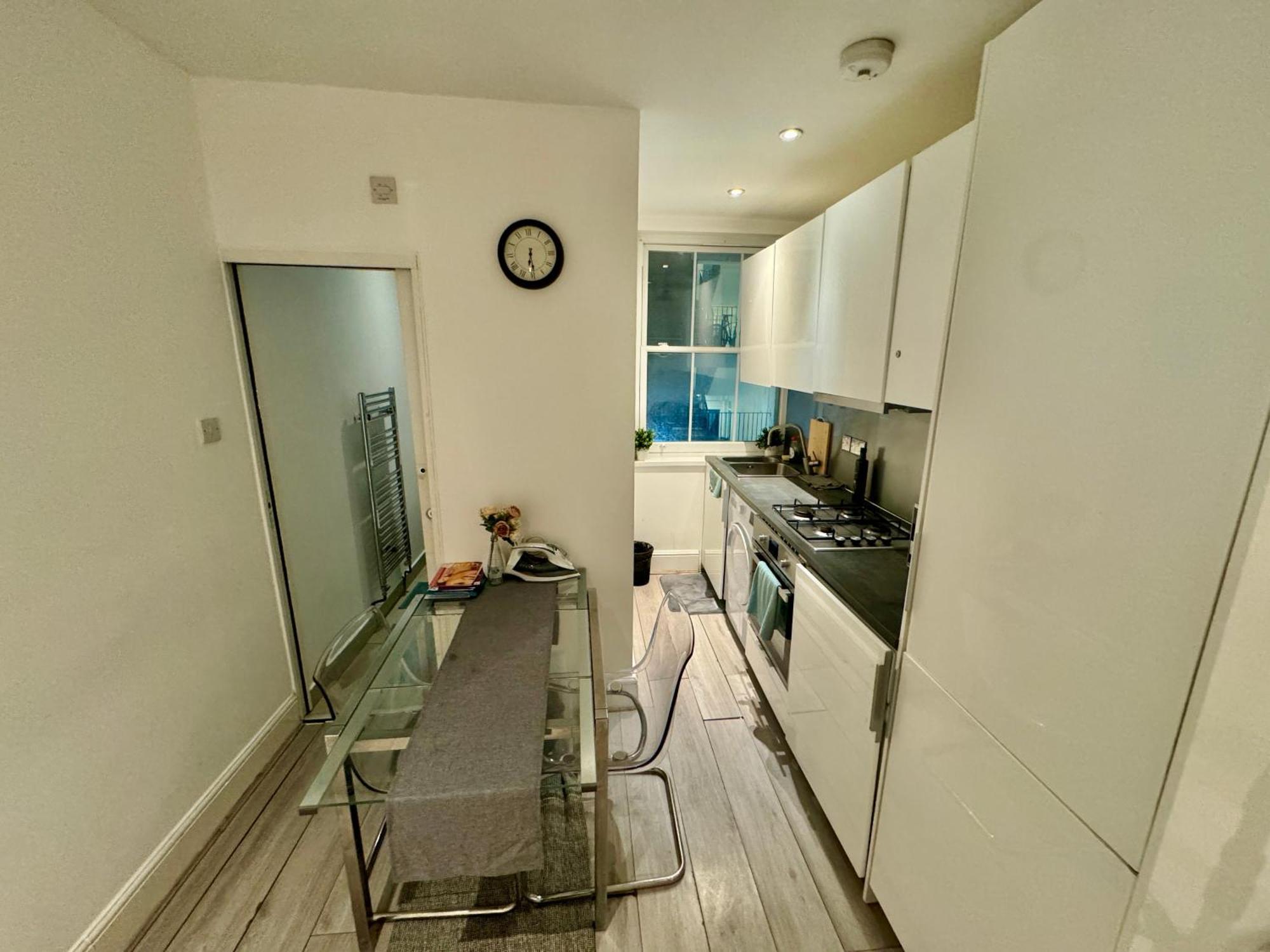 Downtown Chic Private Bedrooms In King'S Cross 4 伦敦 外观 照片